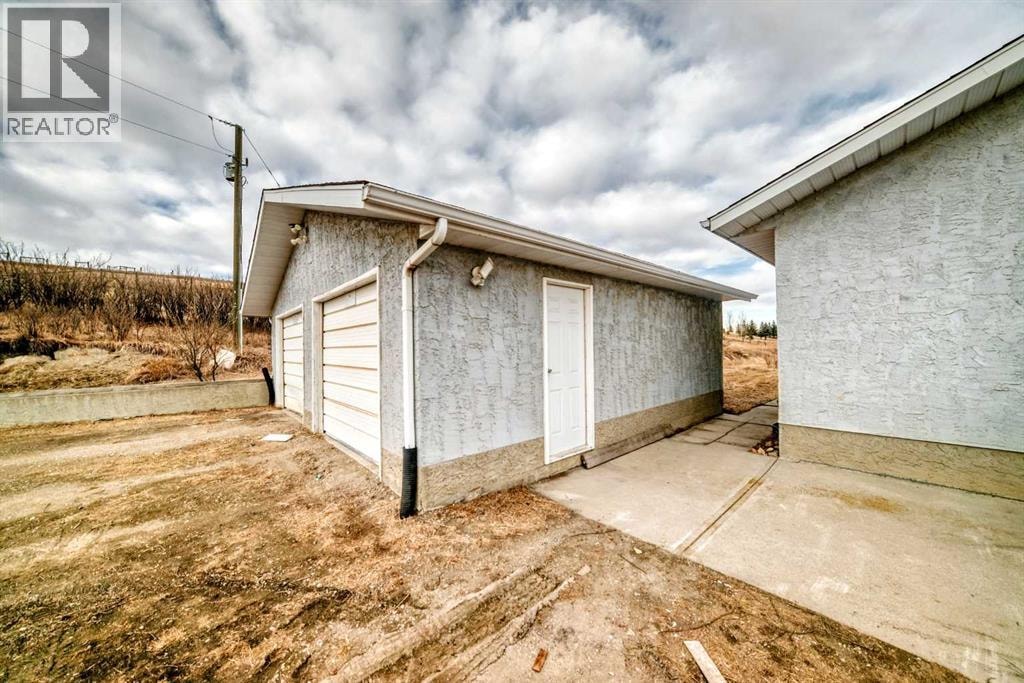 293016 Township Road 264 — photo 38
