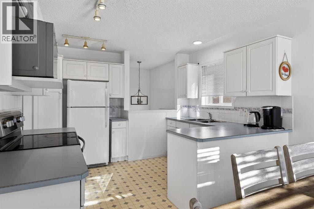 320 Sierra Morena Green SW — photo 23
