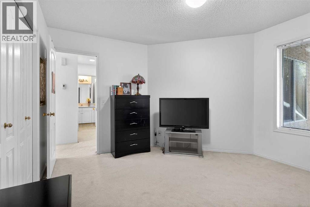 320 Sierra Morena Green SW — photo 27