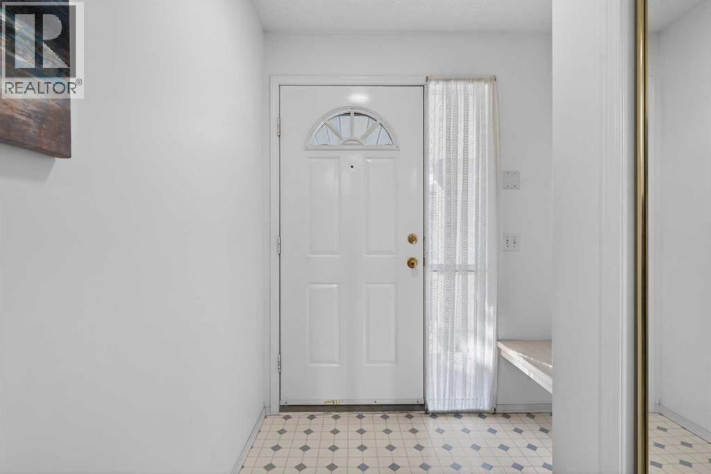 320 Sierra Morena Green SW — photo 4