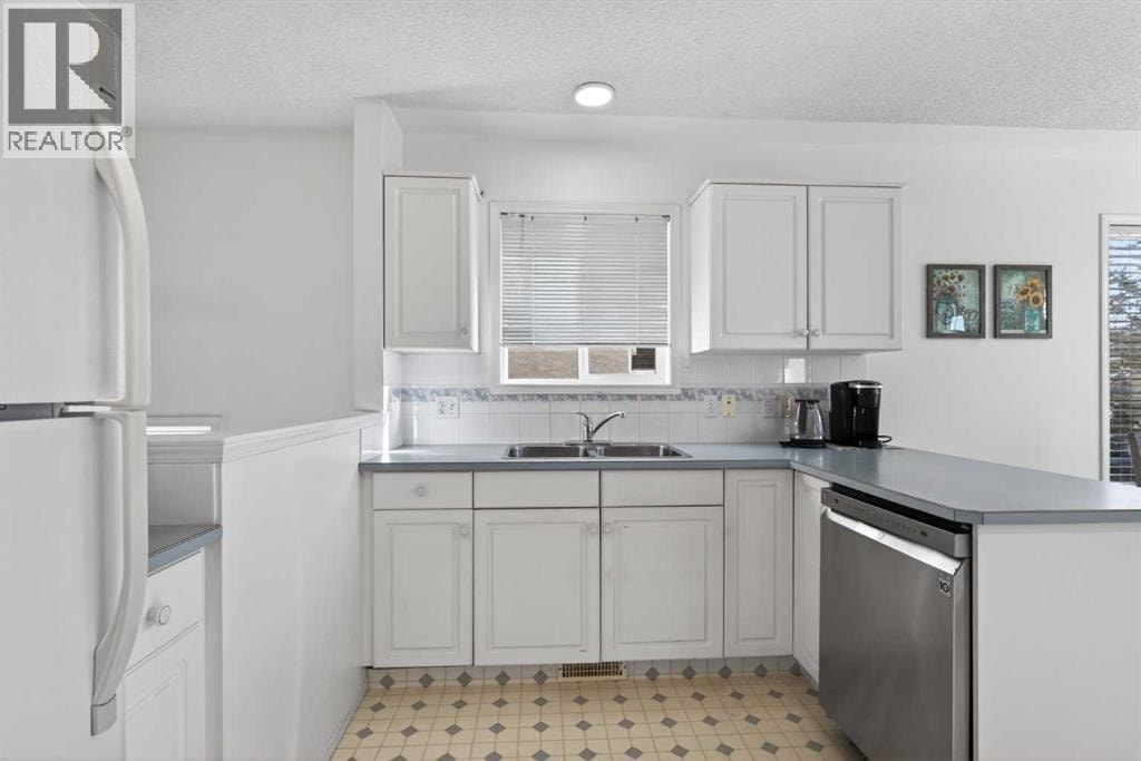 320 Sierra Morena Green SW — photo 22