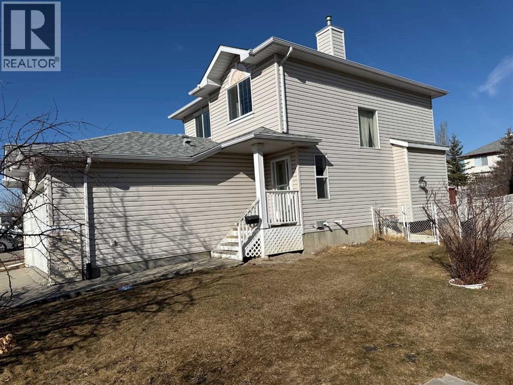 244 Los Alamos Place NE — photo 2