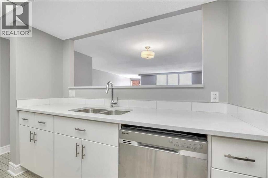 501, 318 26 Avenue SW — photo 34