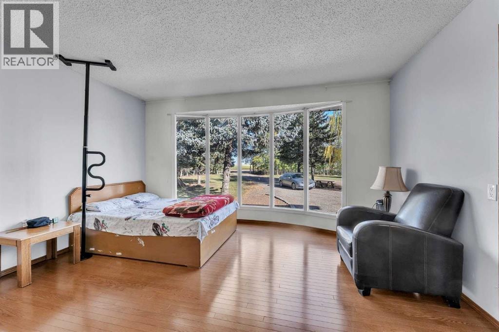 233081 Glenmore View Road — photo 16