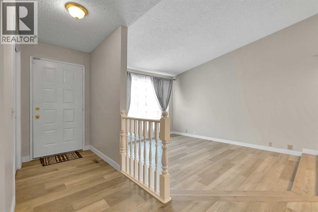 1111 Berkley Drive NW — photo 3