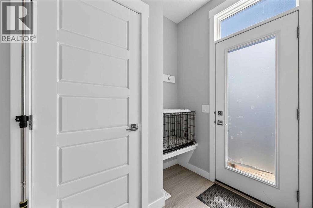 29 Skyview Parade NE — photo 11