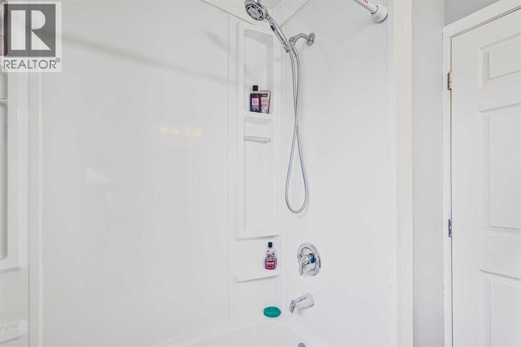 5112 Maryvale Drive NE — photo 13
