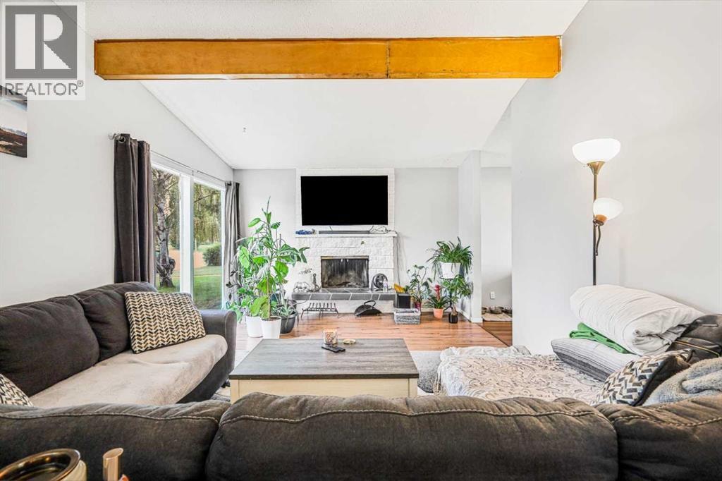 5112 Maryvale Drive NE — photo 4
