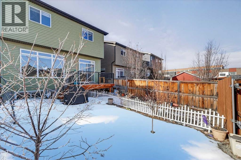 15 Fireside Crescent — photo 37