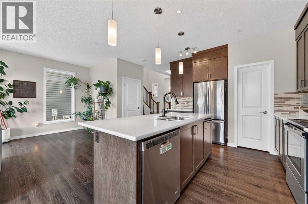 15 Fireside Crescent — photo 9