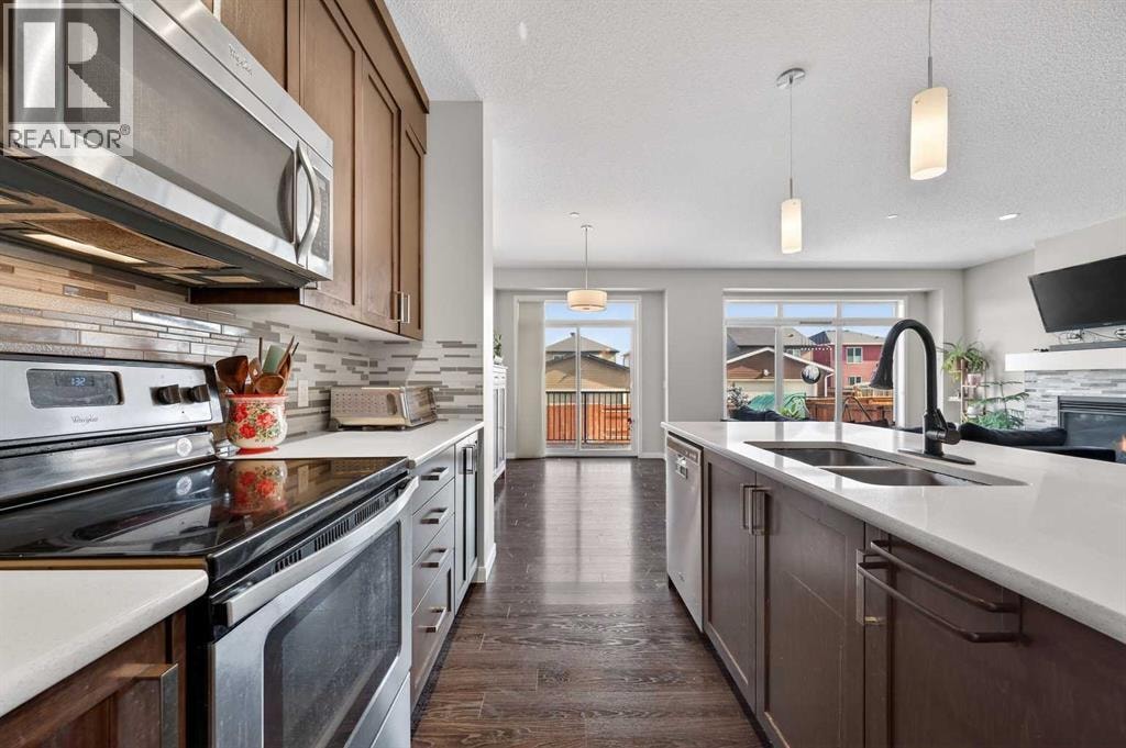 15 Fireside Crescent — photo 11