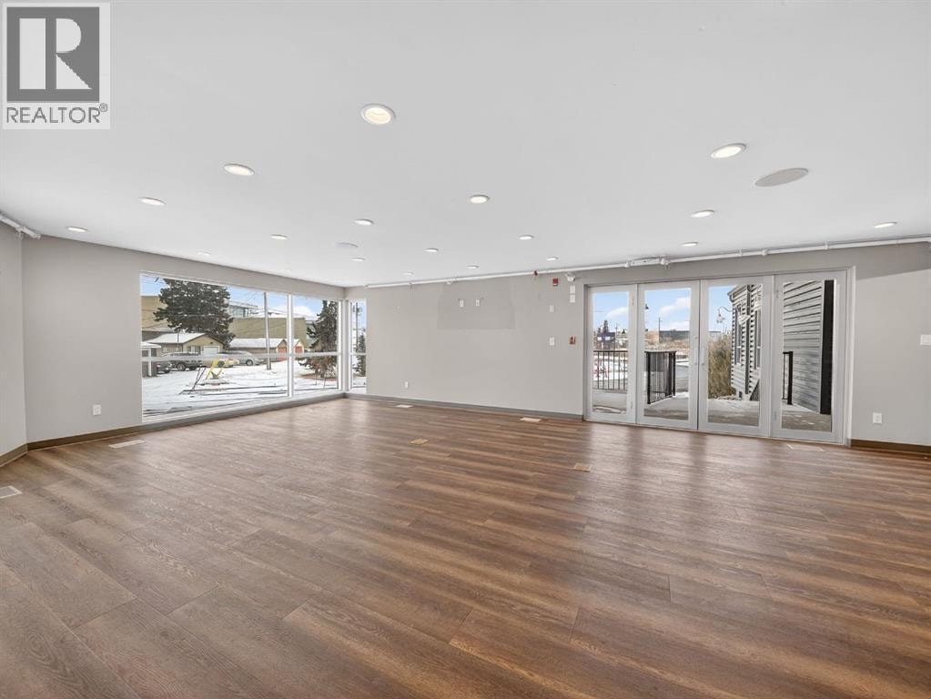1015 11 Street SE — photo 31