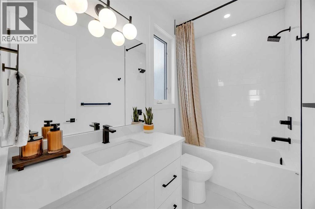 2625 29 Street SW — photo 35