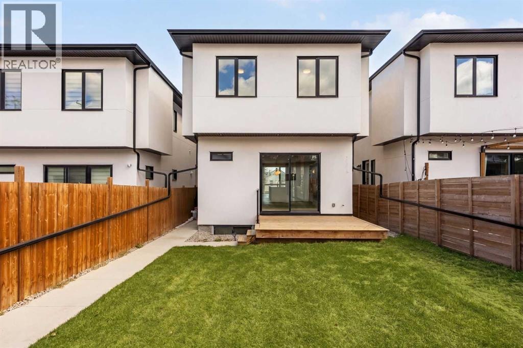 2625 29 Street SW — photo 49