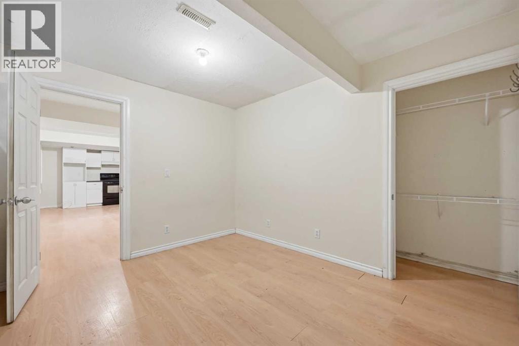 165 Saddlecrest Way NE — photo 39