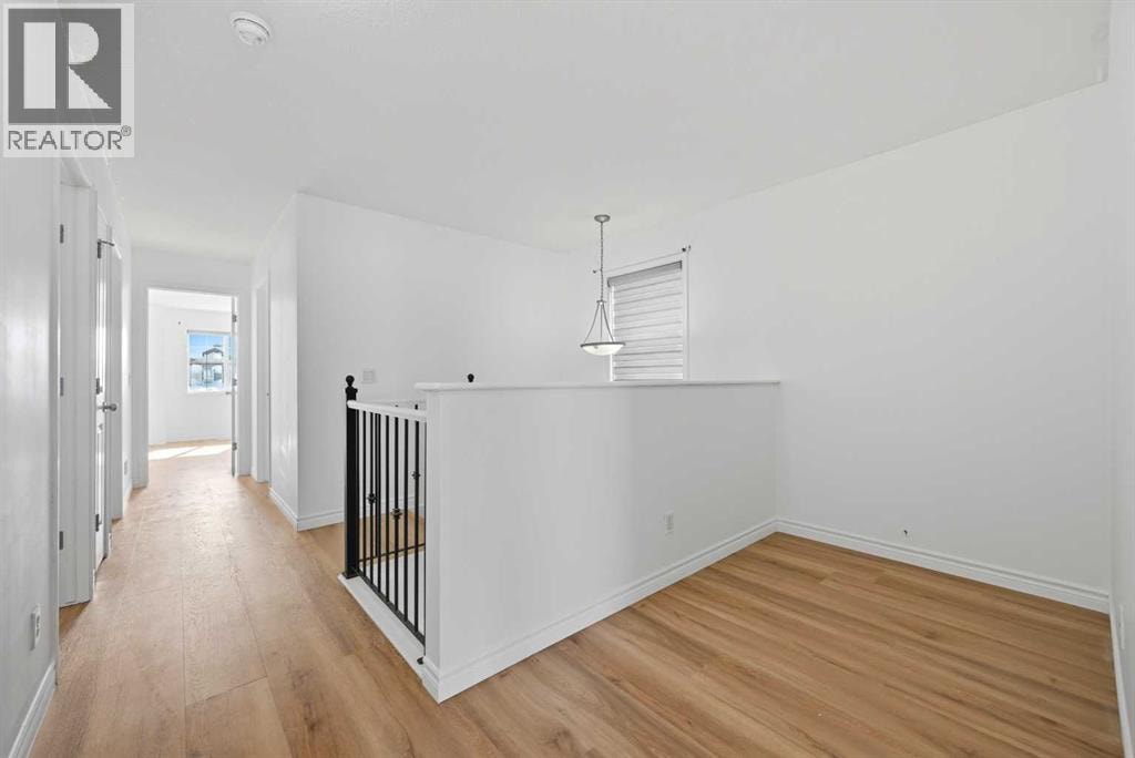 165 Saddlecrest Way NE — photo 22