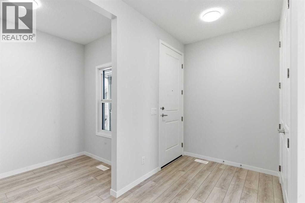 623 Buffaloberry Manor SE — photo 18