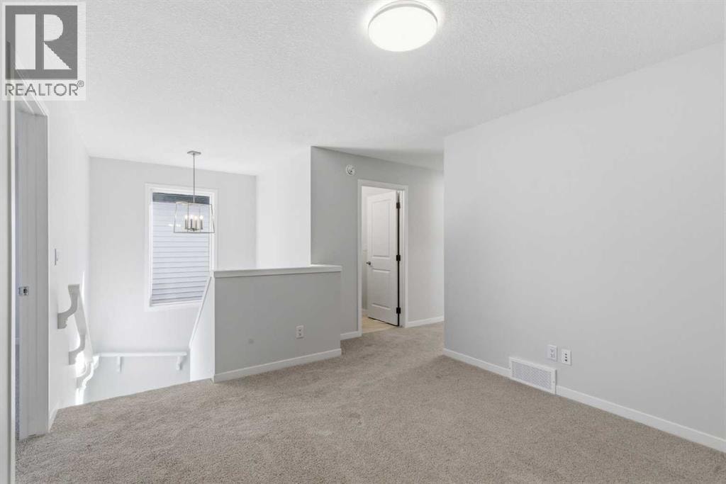 623 Buffaloberry Manor SE — photo 25