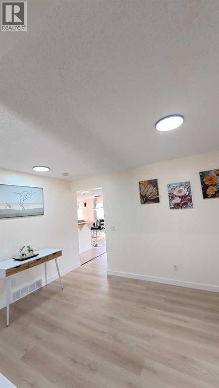 217 coopers Grove SW — photo 9