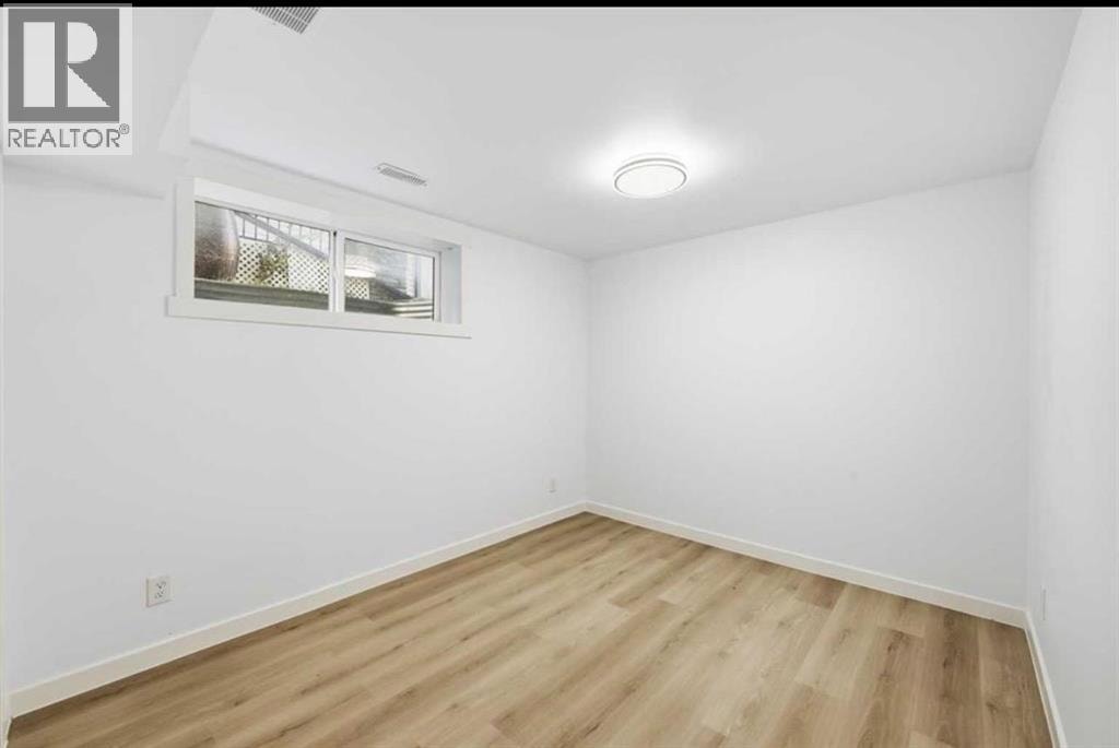 217 coopers Grove SW — photo 31