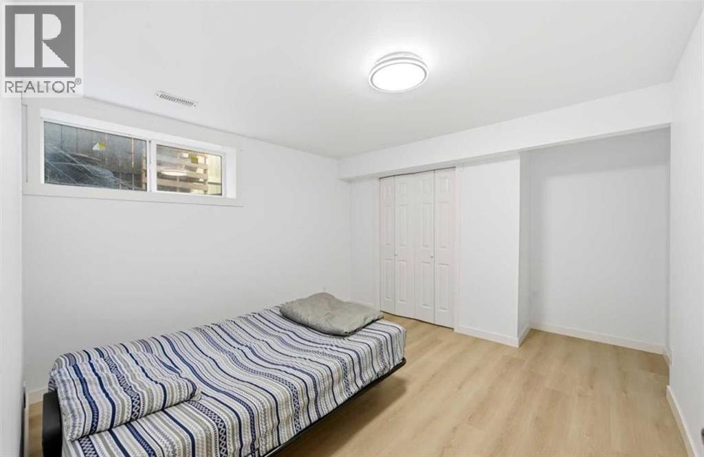 217 coopers Grove SW — photo 32