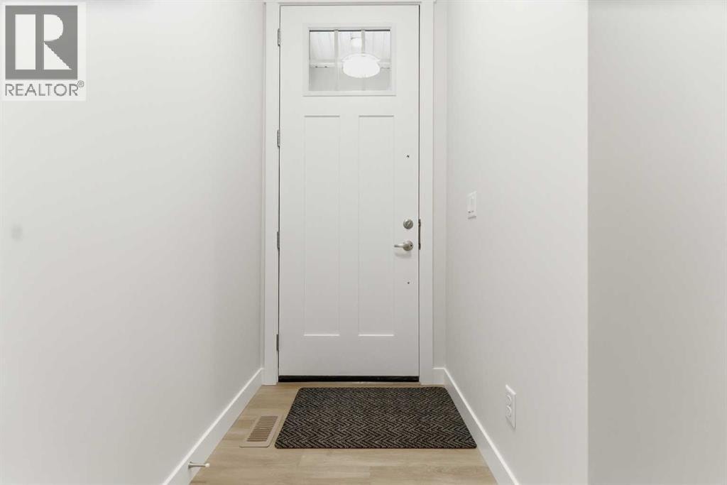 358 Corner Glen Way NE — photo 3