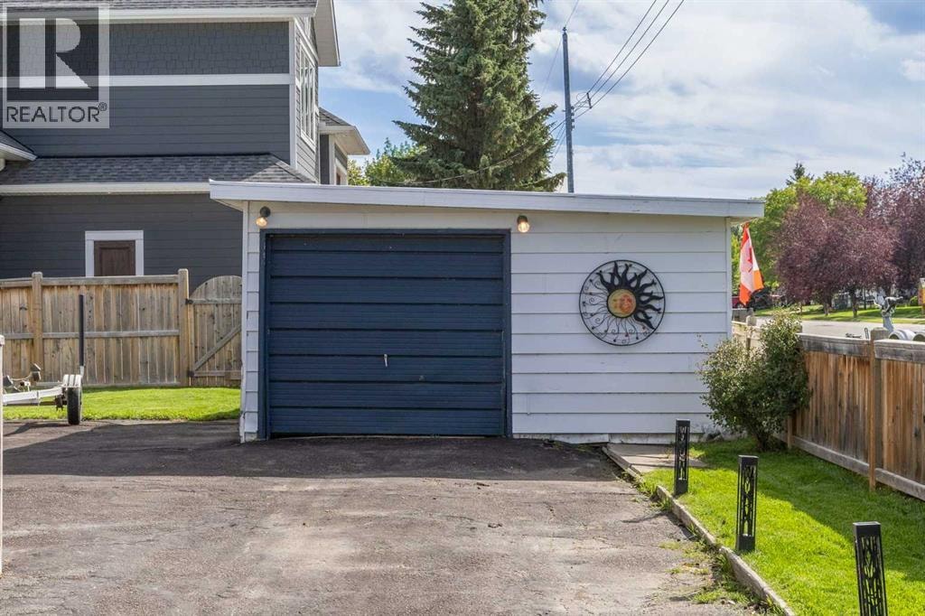 828 West Chestermere — photo 46