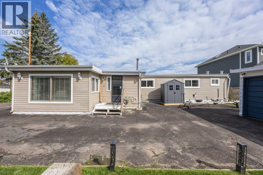 828 West Chestermere — photo 9