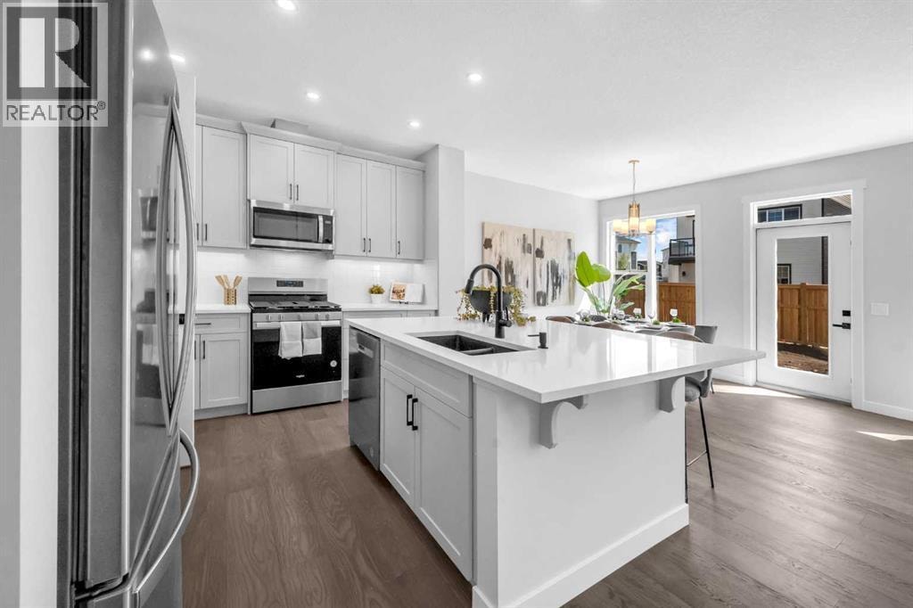 55 Amblehurst Link NW — photo 9