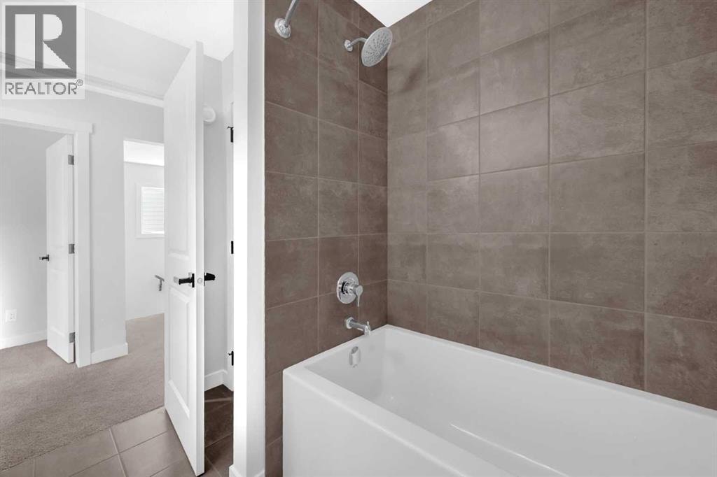55 Amblehurst Link NW — photo 36