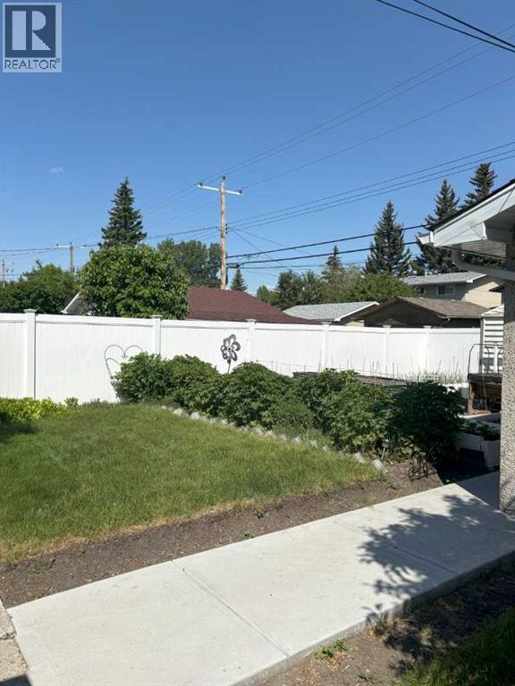 4928 40 Avenue NW — photo 20