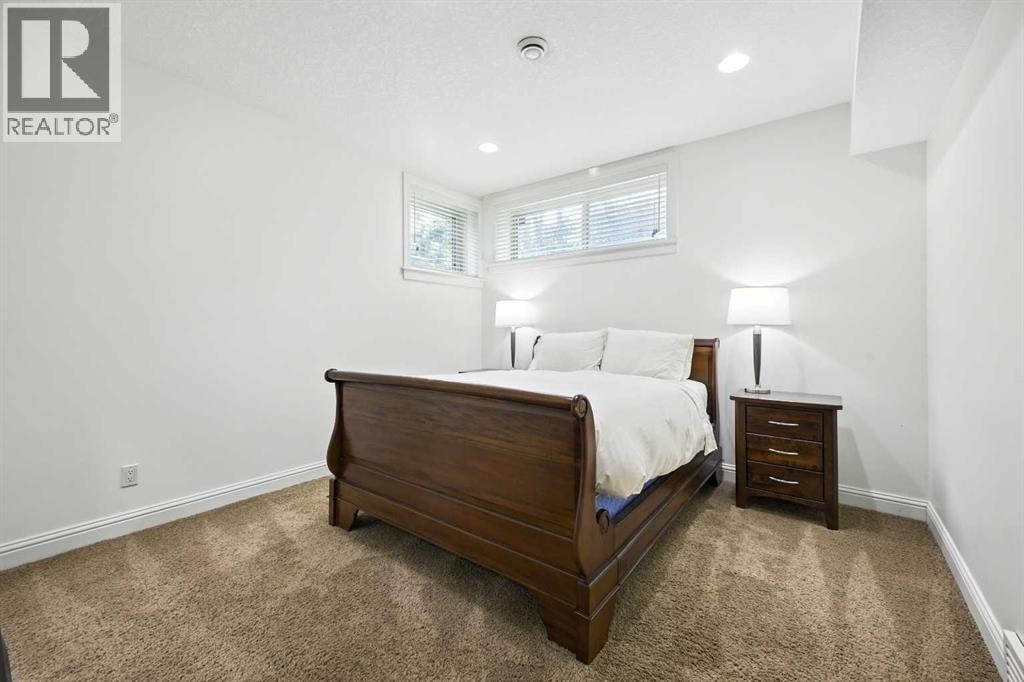 62 Posthill Drive SW — photo 38