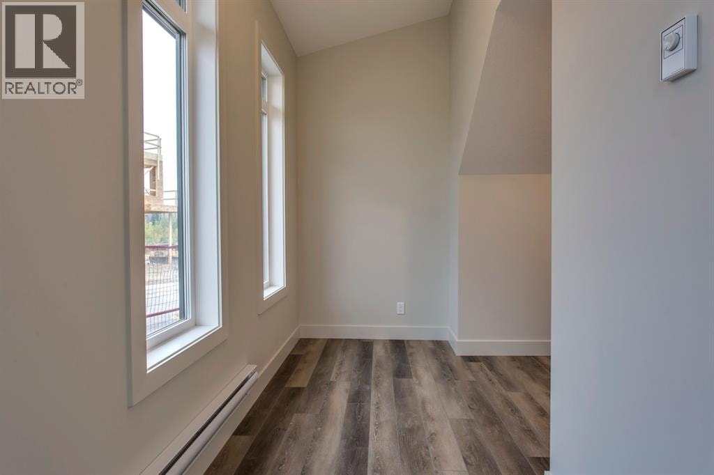 259 Royal Elm Road NW — photo 5