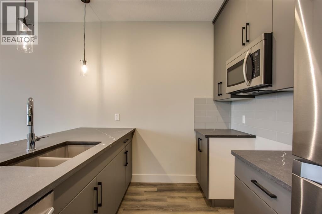 259 Royal Elm Road NW — photo 9