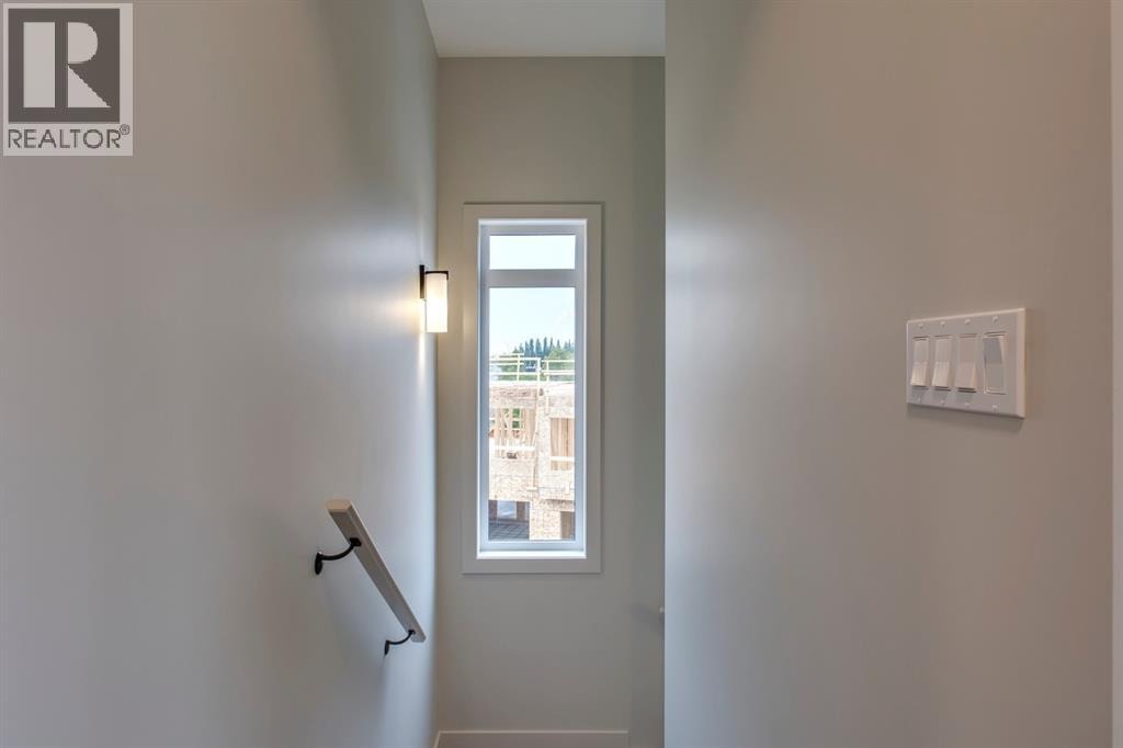 259 Royal Elm Road NW — photo 7