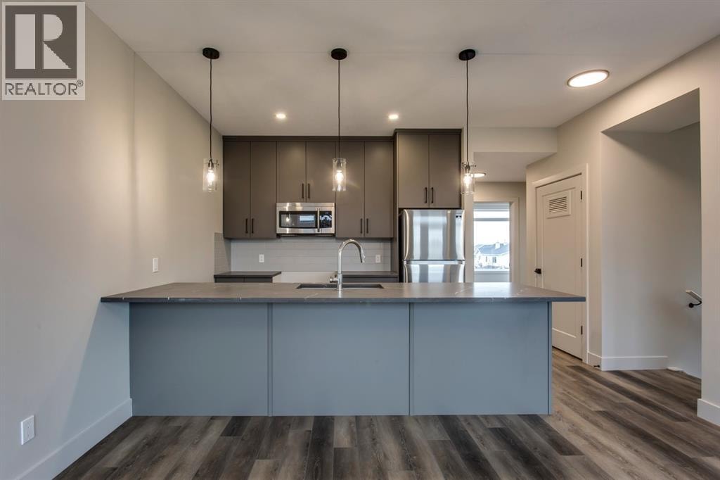 259 Royal Elm Road NW — photo 12