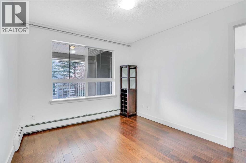 250, 35 Richard Court SW — photo 9