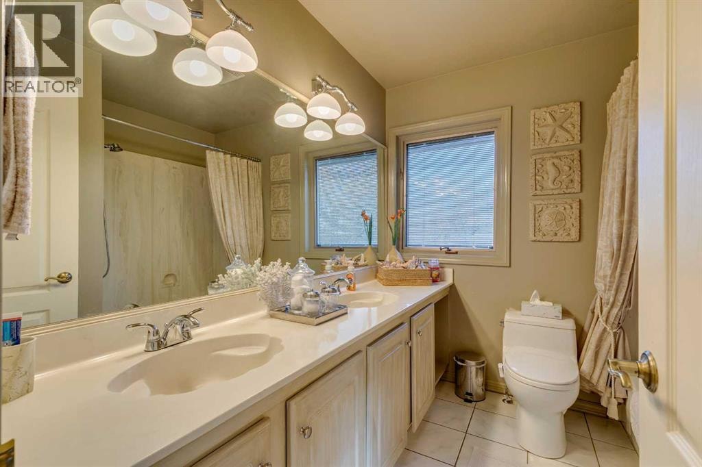 1302 Frontenac Avenue SW — photo 24