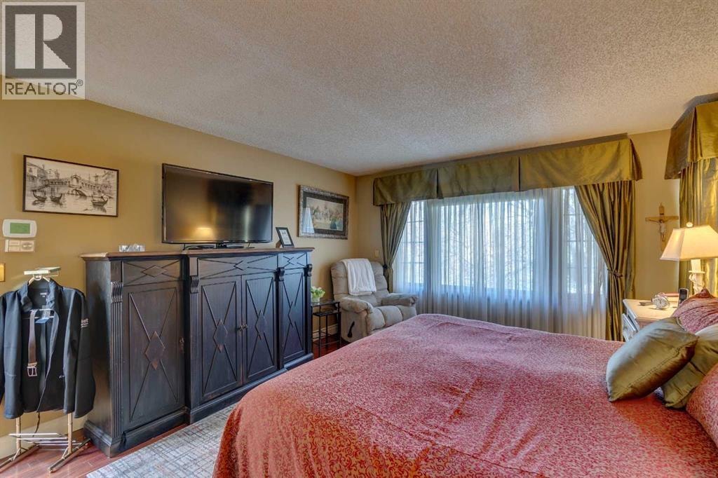 1302 Frontenac Avenue SW — photo 26