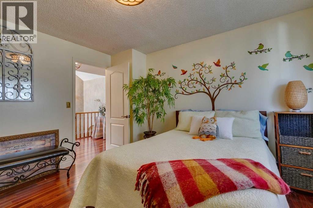 1302 Frontenac Avenue SW — photo 20