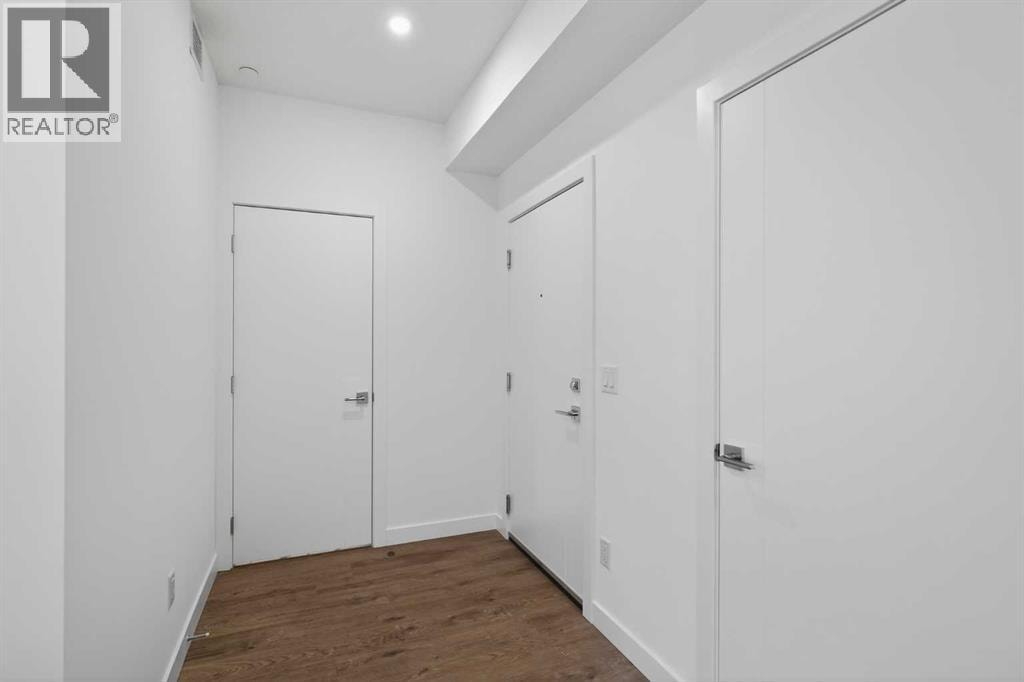 3201, 6 Merganser Drive W — photo 35