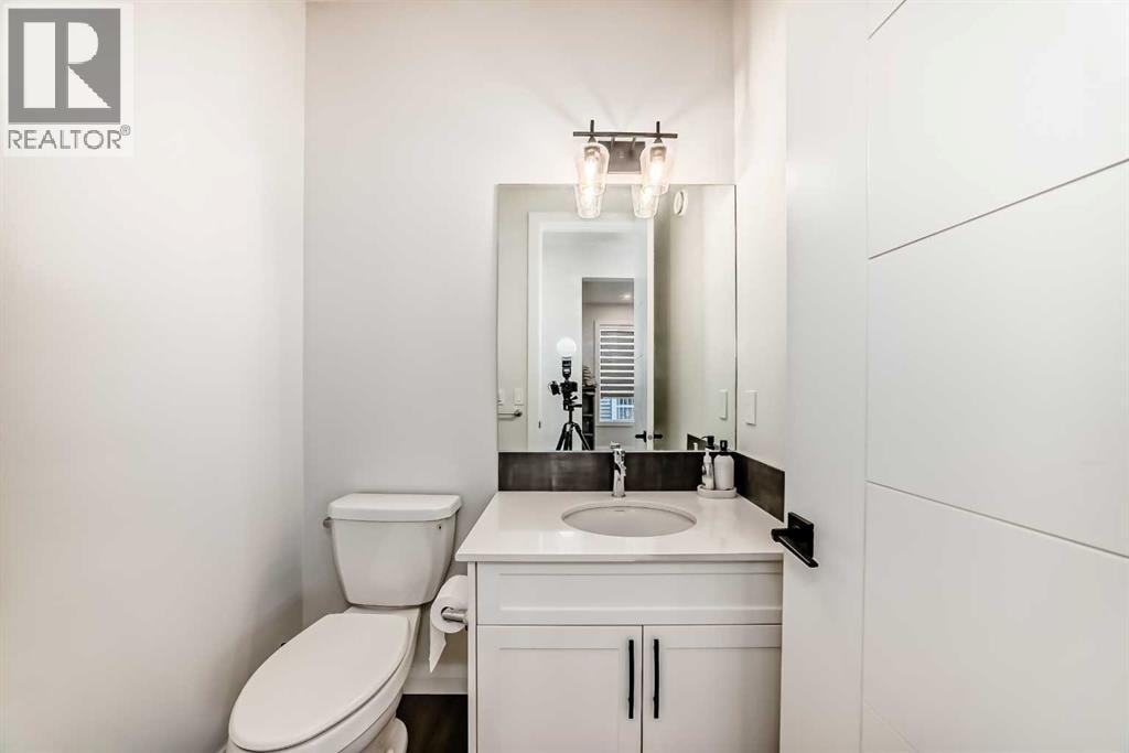 219 Chelsea Park — photo 21
