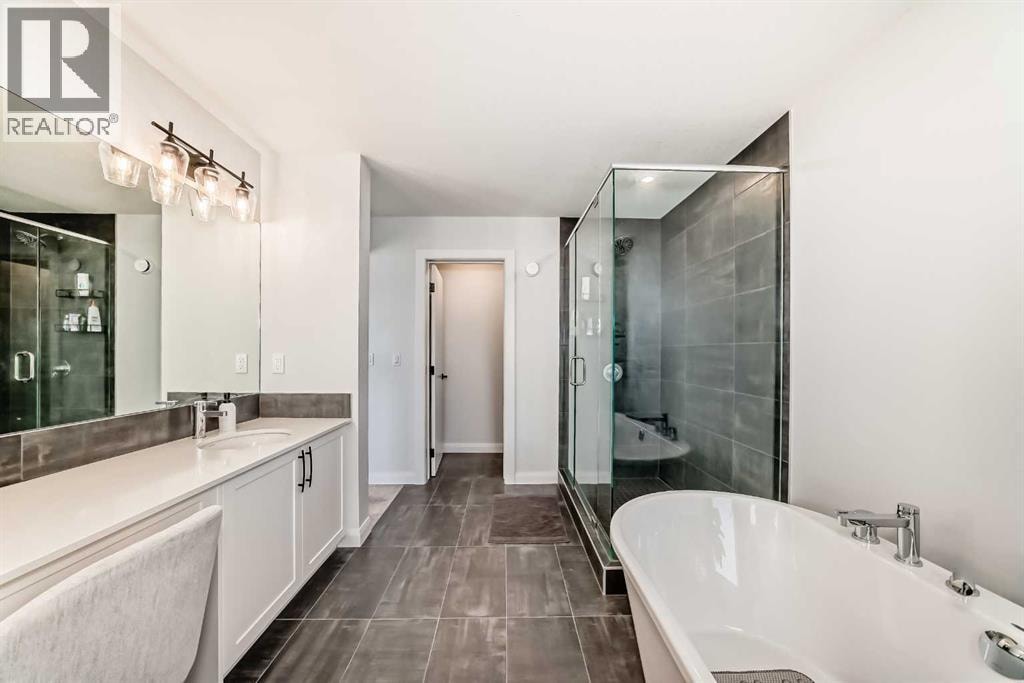 219 Chelsea Park — photo 31