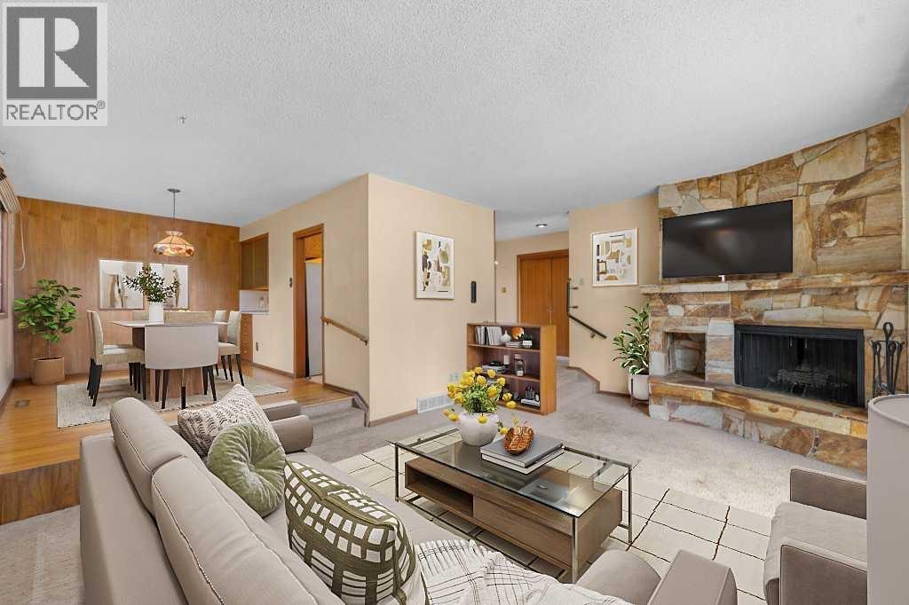 4207 Brisebois Drive NW — photo 1