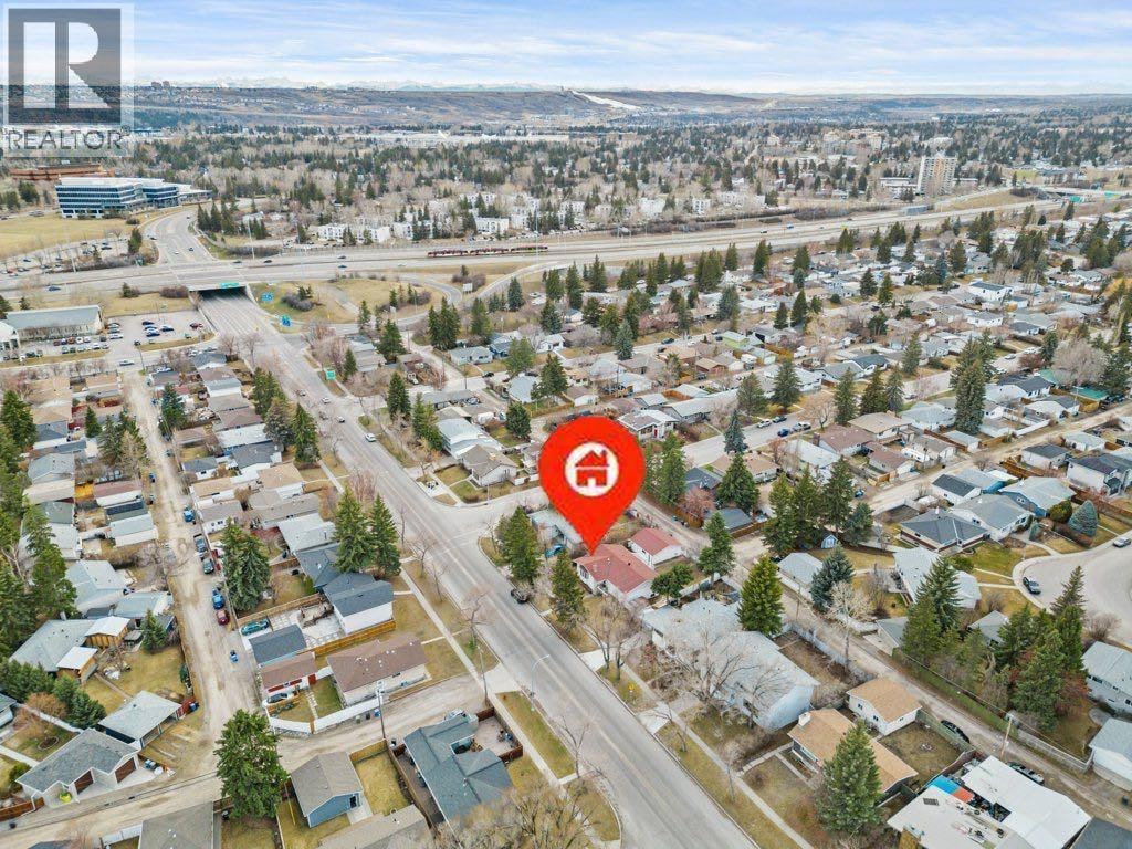 4207 Brisebois Drive NW — photo 24