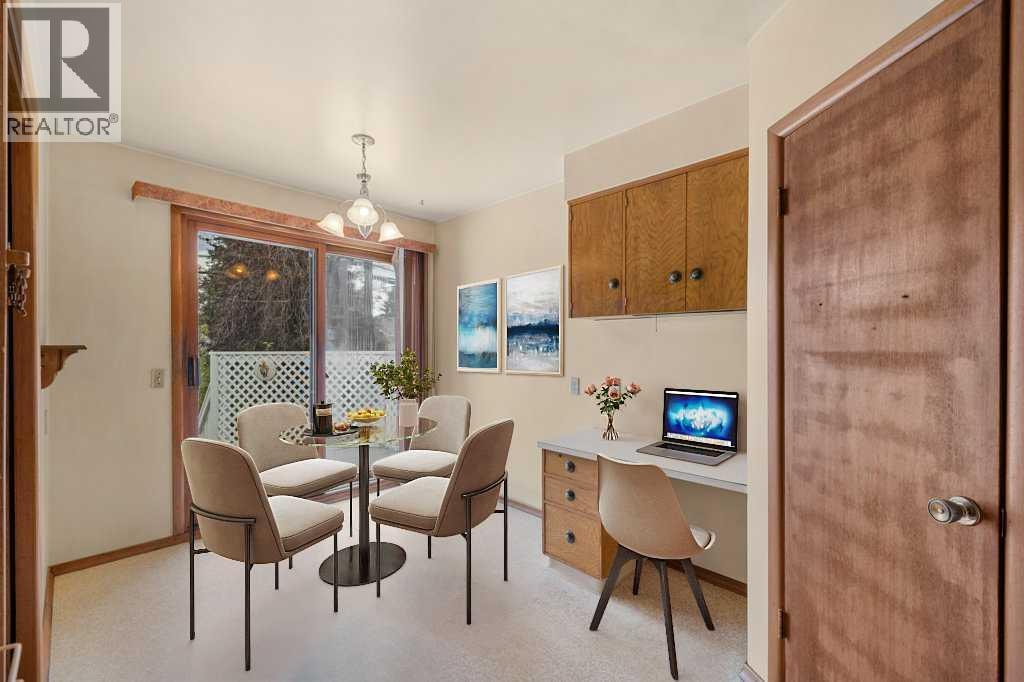 4207 Brisebois Drive NW — photo 8