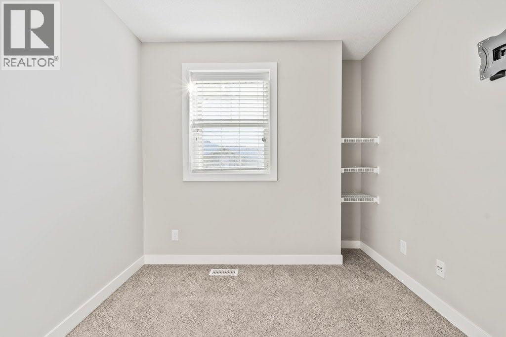 4 Evanscrest Gardens NW — photo 33