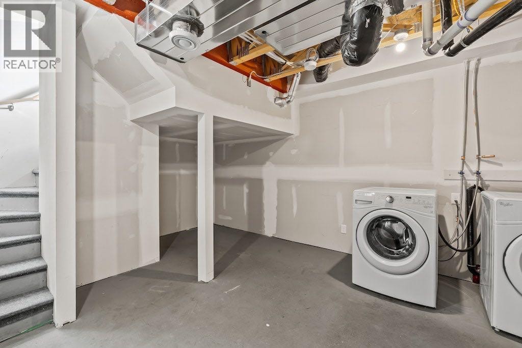 4 Evanscrest Gardens NW — photo 35