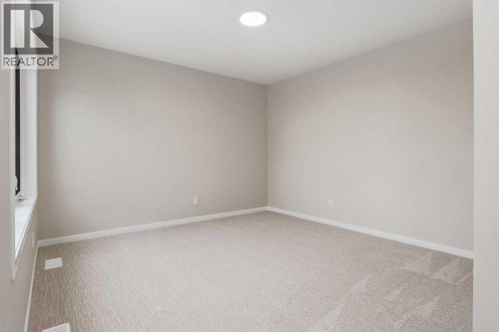 26 Alpine Gardens SW — photo 29
