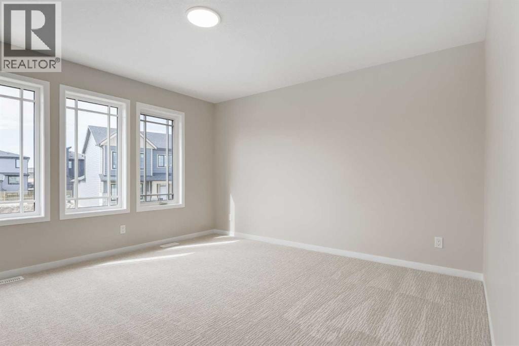 26 Alpine Gardens SW — photo 31
